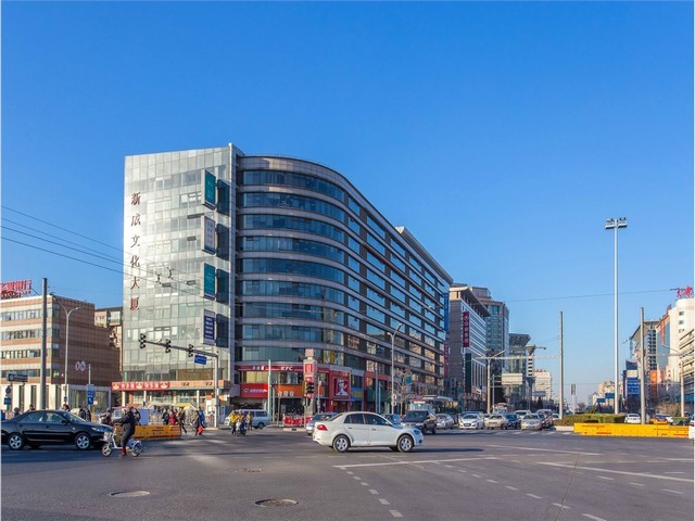 广东垂直天棚帘图片